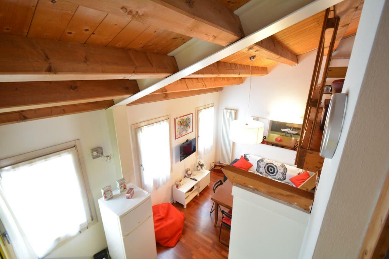 Casa Vacanze Chez La Reine - Holiday Home Vicenza Exterior foto